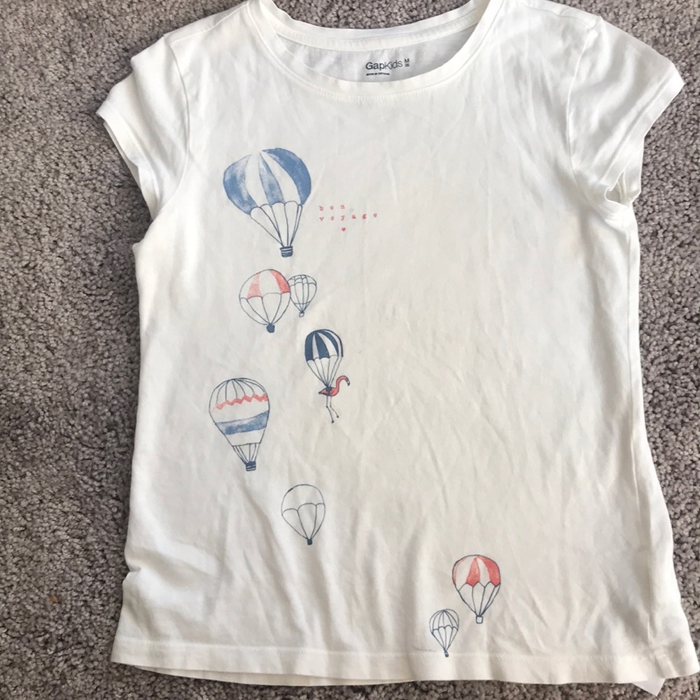 White Shirt W Hot Air Ballons